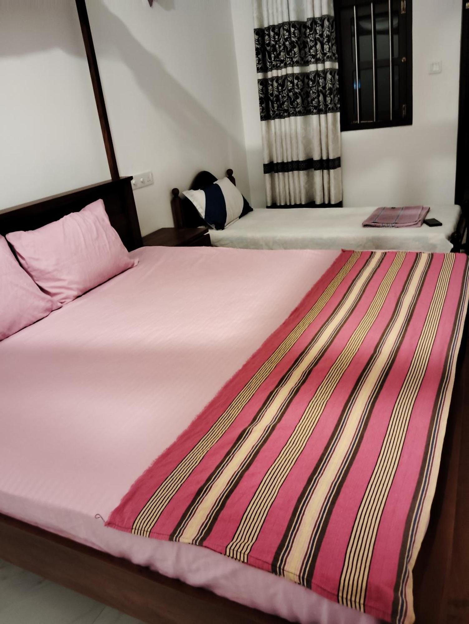 Navodya Guest Mirissa Otel Oda fotoğraf